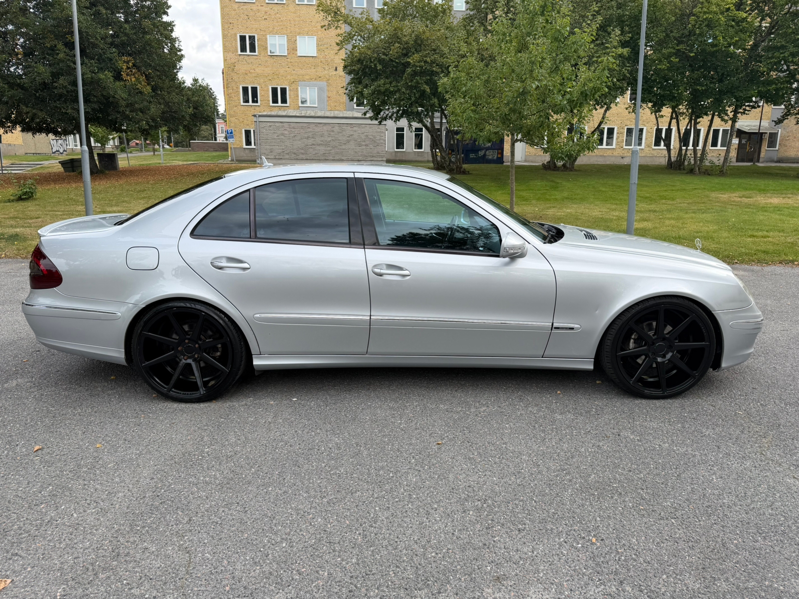 Mercedes-Benz E 220 CDI 5G-Tronic 2007, bild 6/9