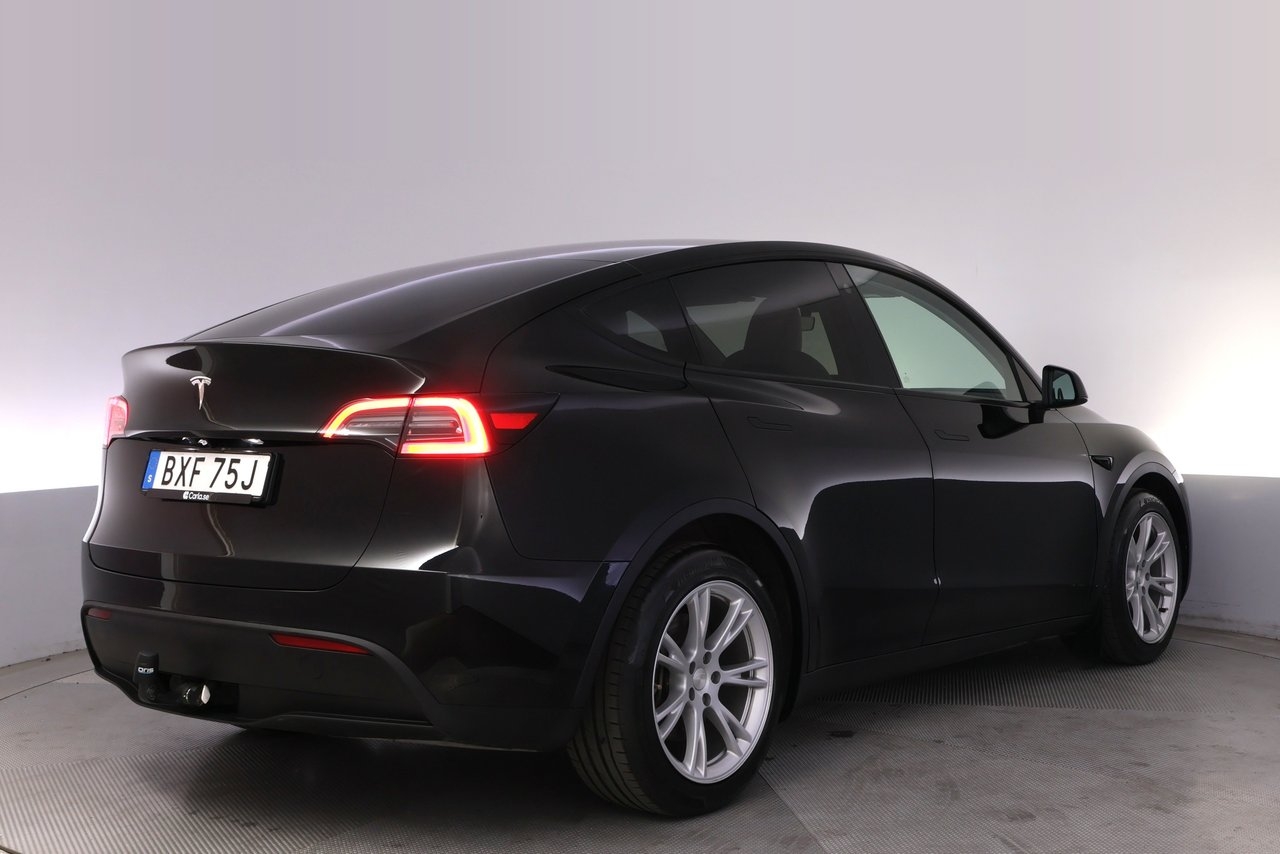 Tesla Model Y Long Range AWD Uppg 2024, bild 5/10