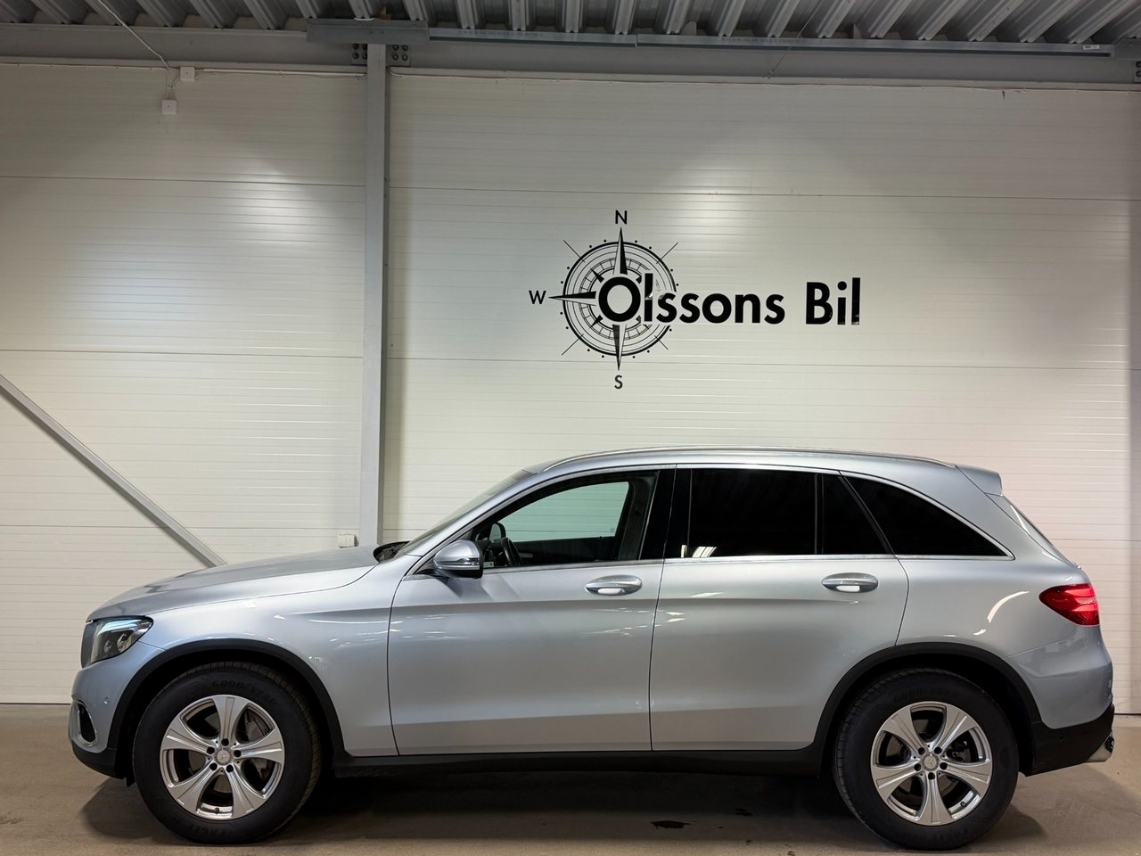 Mercedes-Benz GLC 2016, bild 3/10