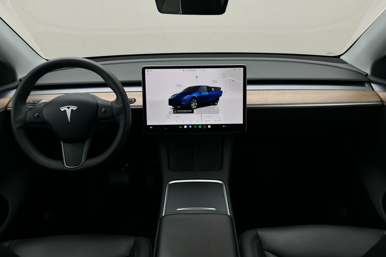 Tesla Model Y 2023, kuva 6/10