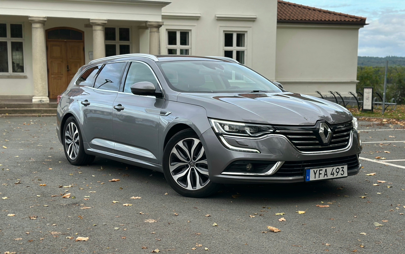 Renault Talisman Grandtour 1.6 dCi EDC 2016, bild 2/4