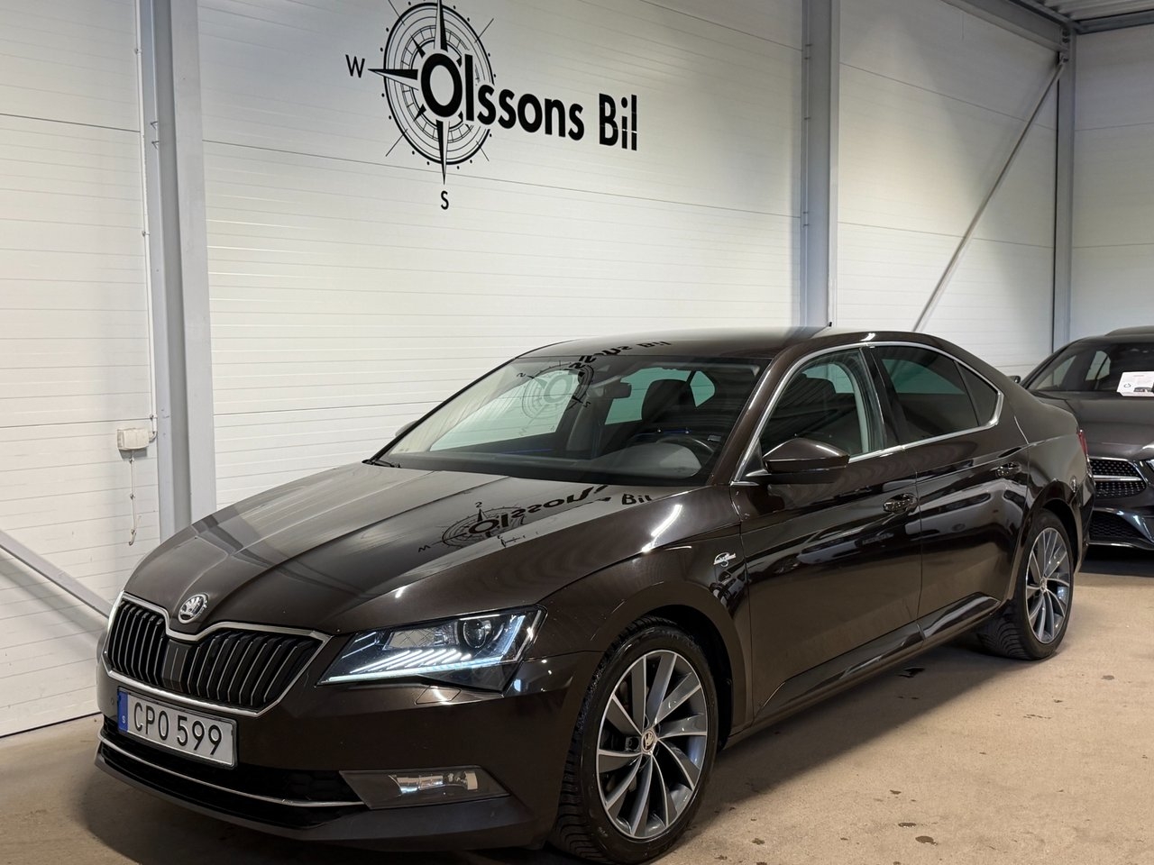 Skoda Superb 2019, kuva 2/10