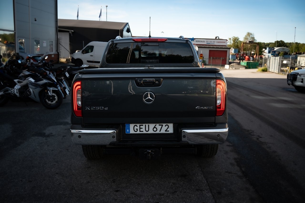 Mercedes-Benz X 2018, bild 7/10
