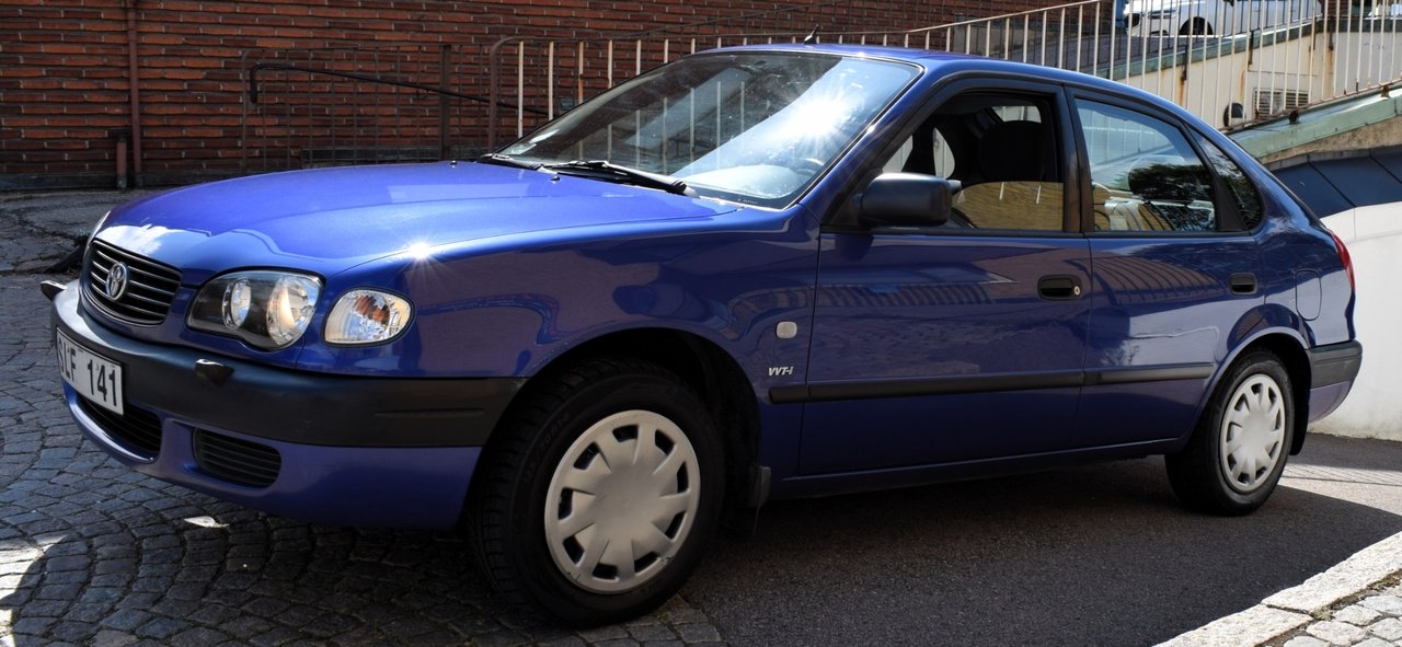 Toyota Corolla Liftback 1.4 VVT-i 2001, bild 5/10