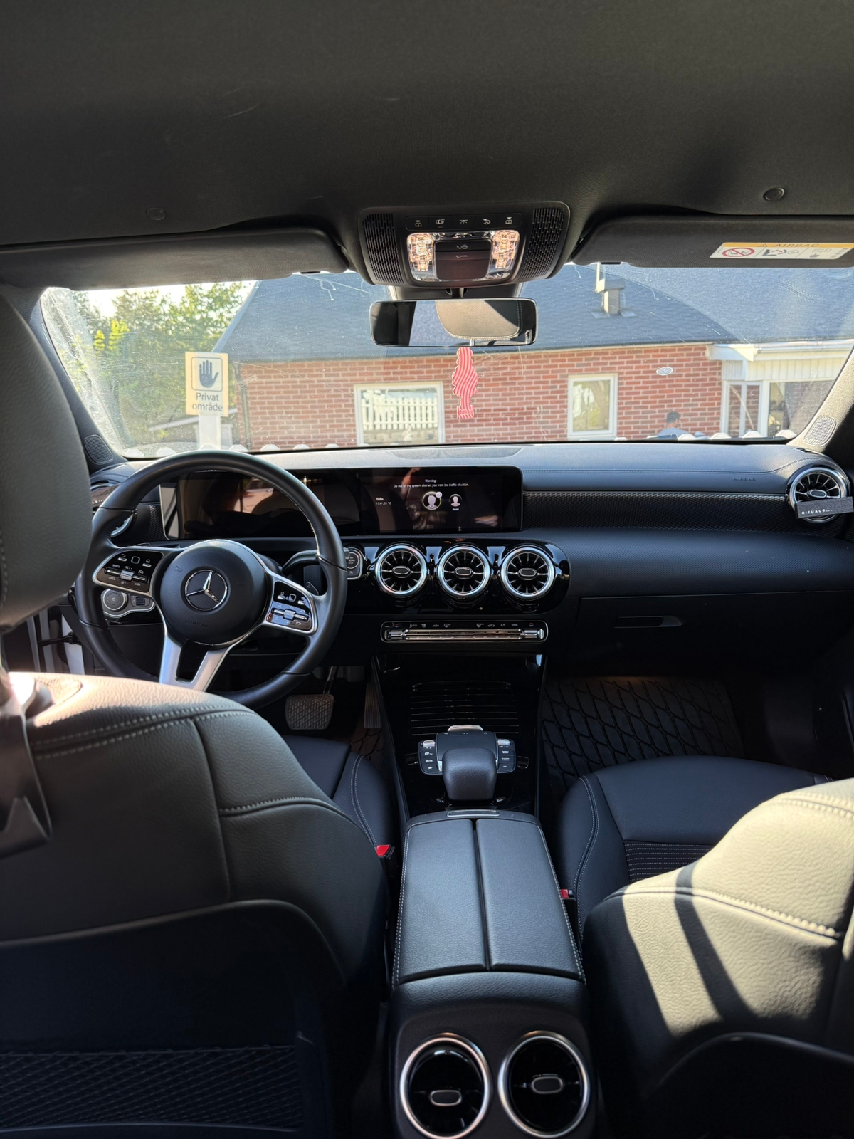Mercedes-Benz CLA 200 7G-DCT 2022, bild 5/5