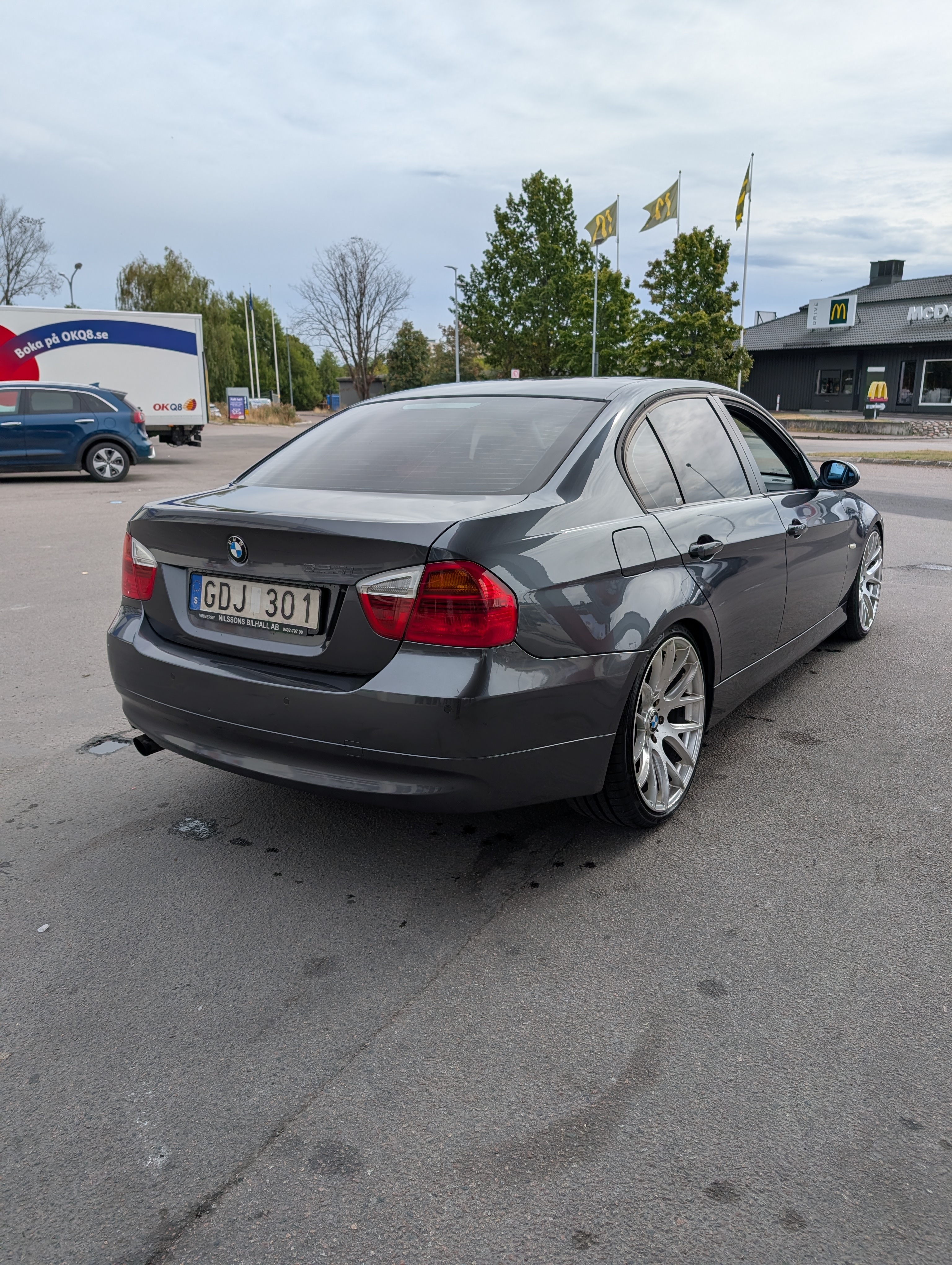BMW 320 d Sedan Manuell 2007, bild 2/8