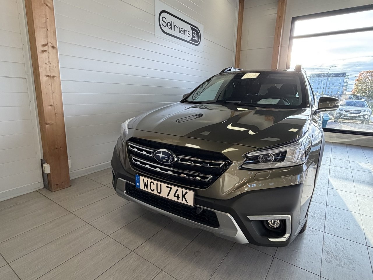 Subaru Outback 2025, photo 2/13