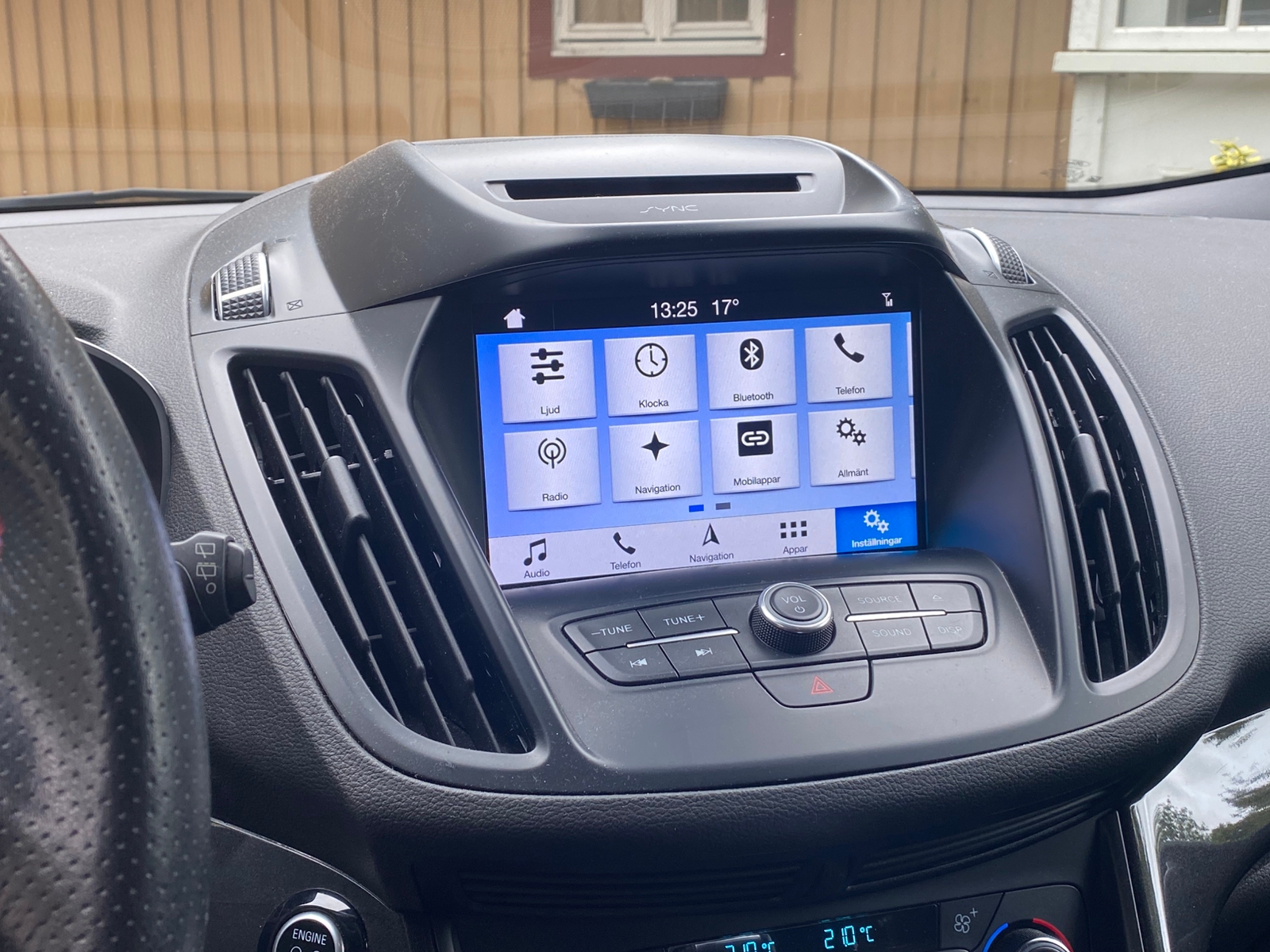Ford Kuga 2019, bild 6/7