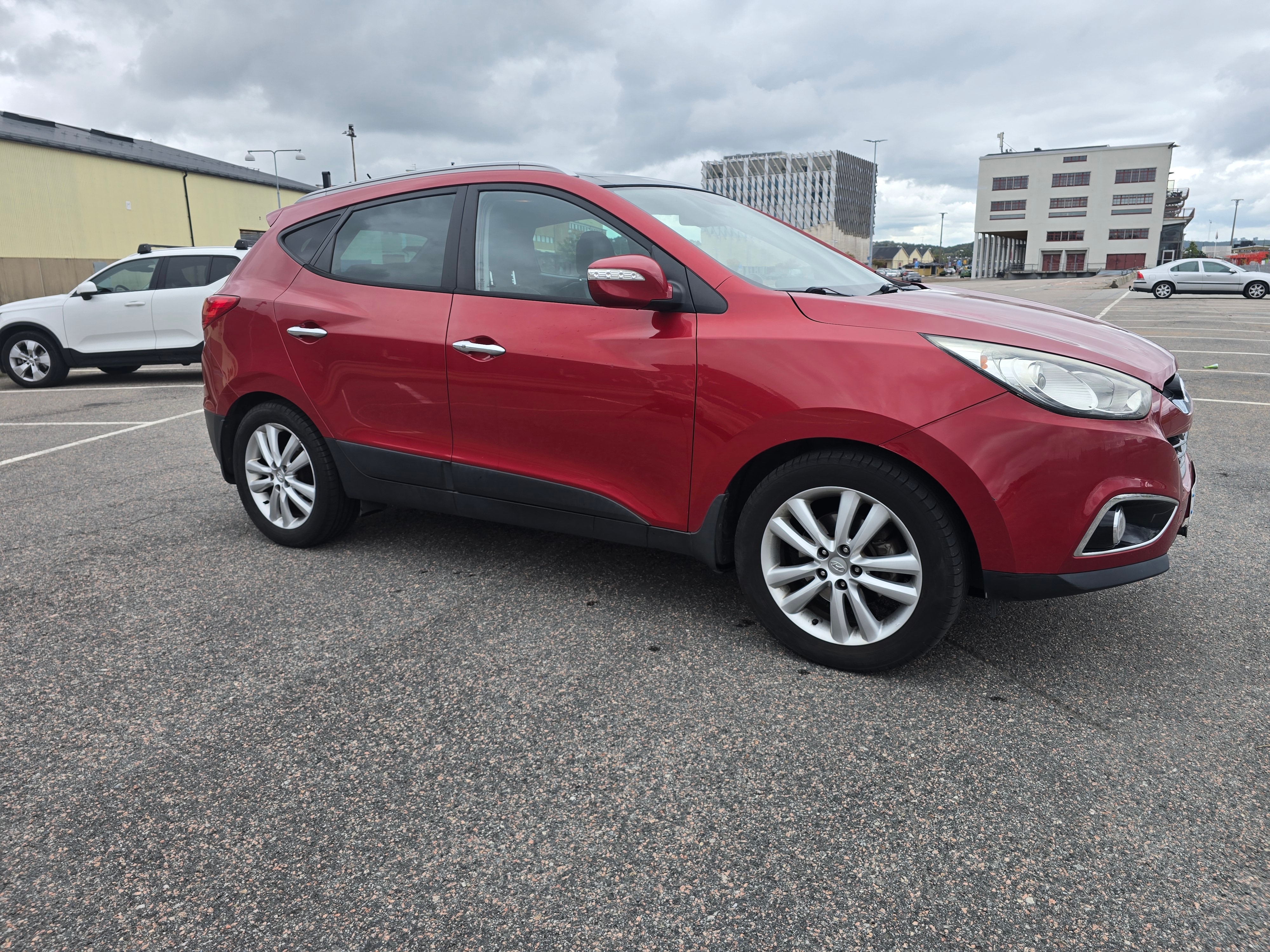 Hyundai ix35 2.0 CRDi 4WD Aut 2011, bild 3/6