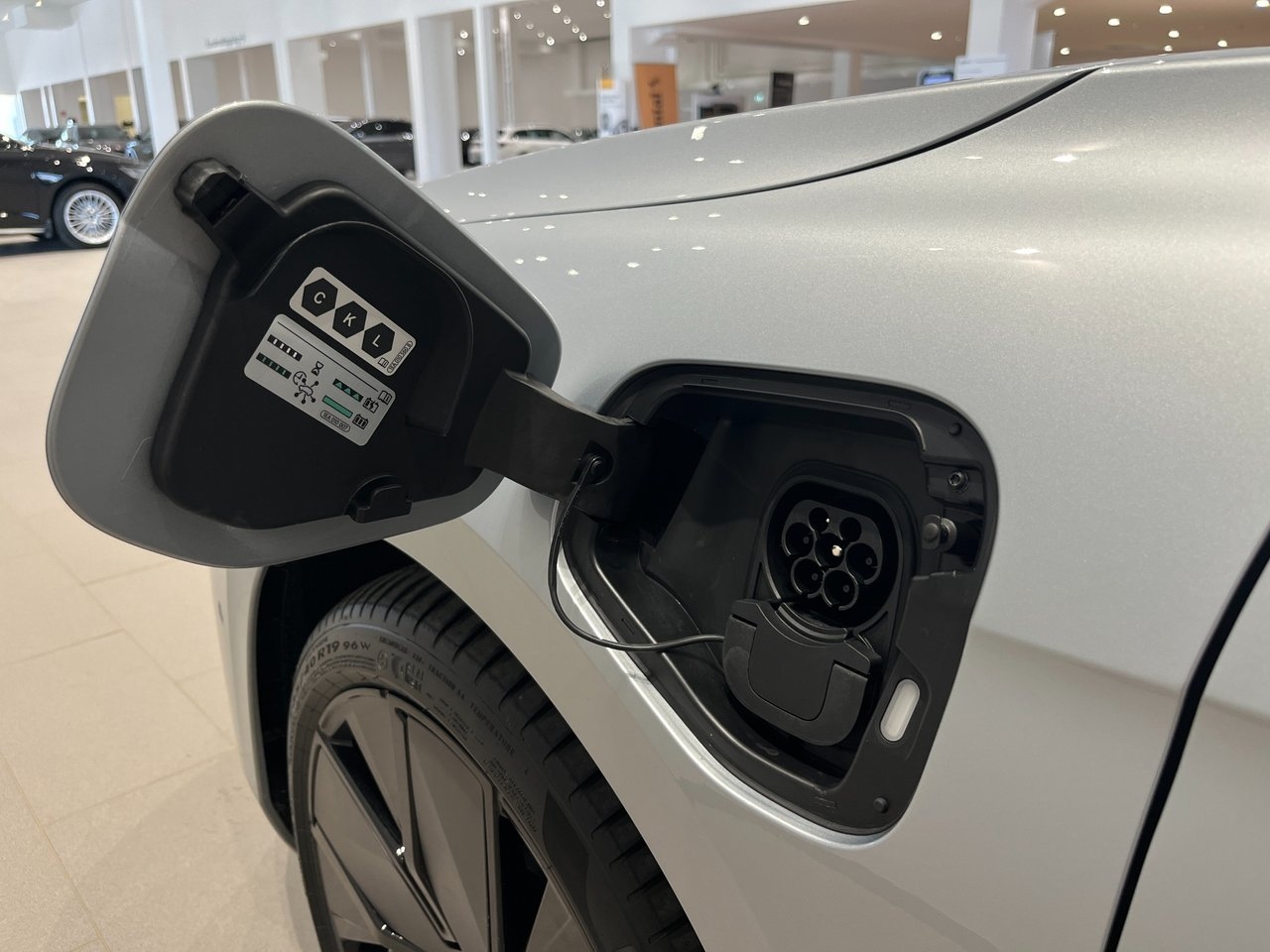 Volkswagen Passat R line eHybrid 272 hk 2027, bild 6/10