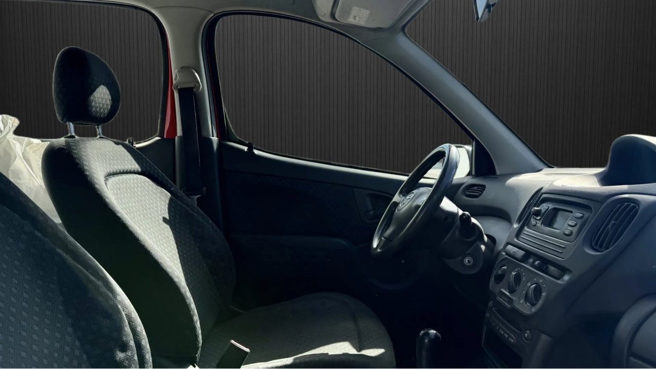 Toyota Yaris Verso 2004, photo 7/7