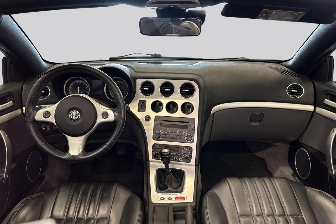 Alfa Romeo Spider 2.4 JDTM 2007, bild 7/10
