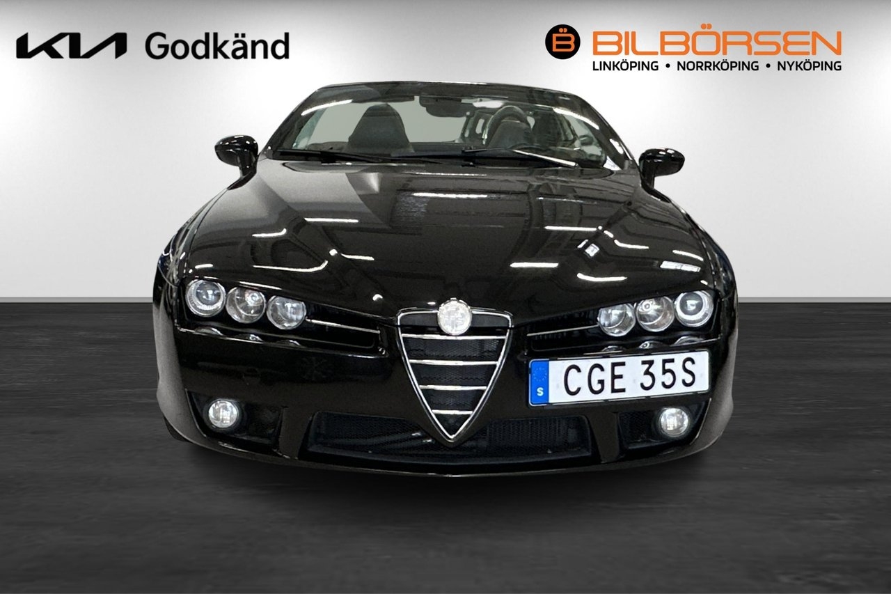 Alfa Romeo Spider 2.4 JDTM 2007, bild 2/10