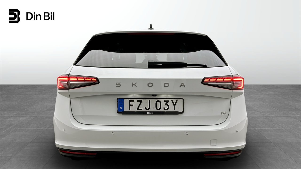 Skoda Superb 2025, bild 5/21