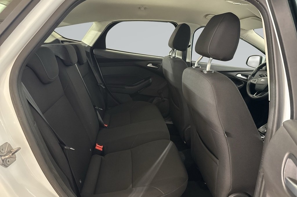 Ford Focus 2017, kuva 6/9