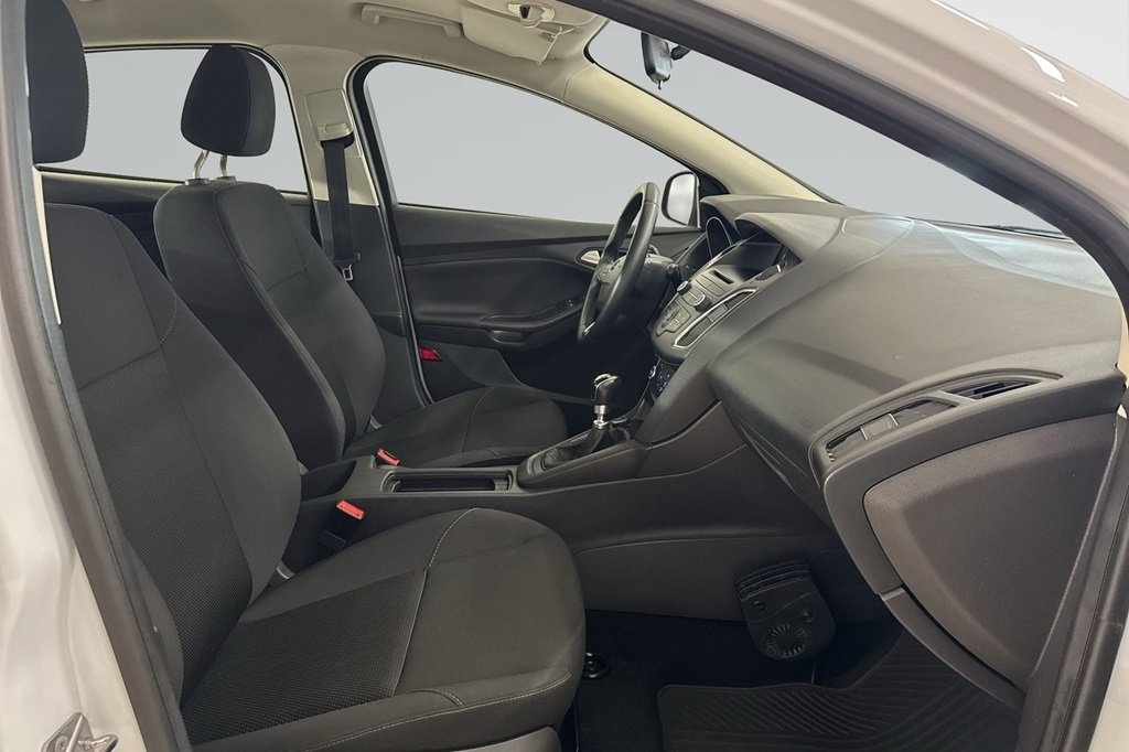 Ford Focus 2017, kuva 7/9