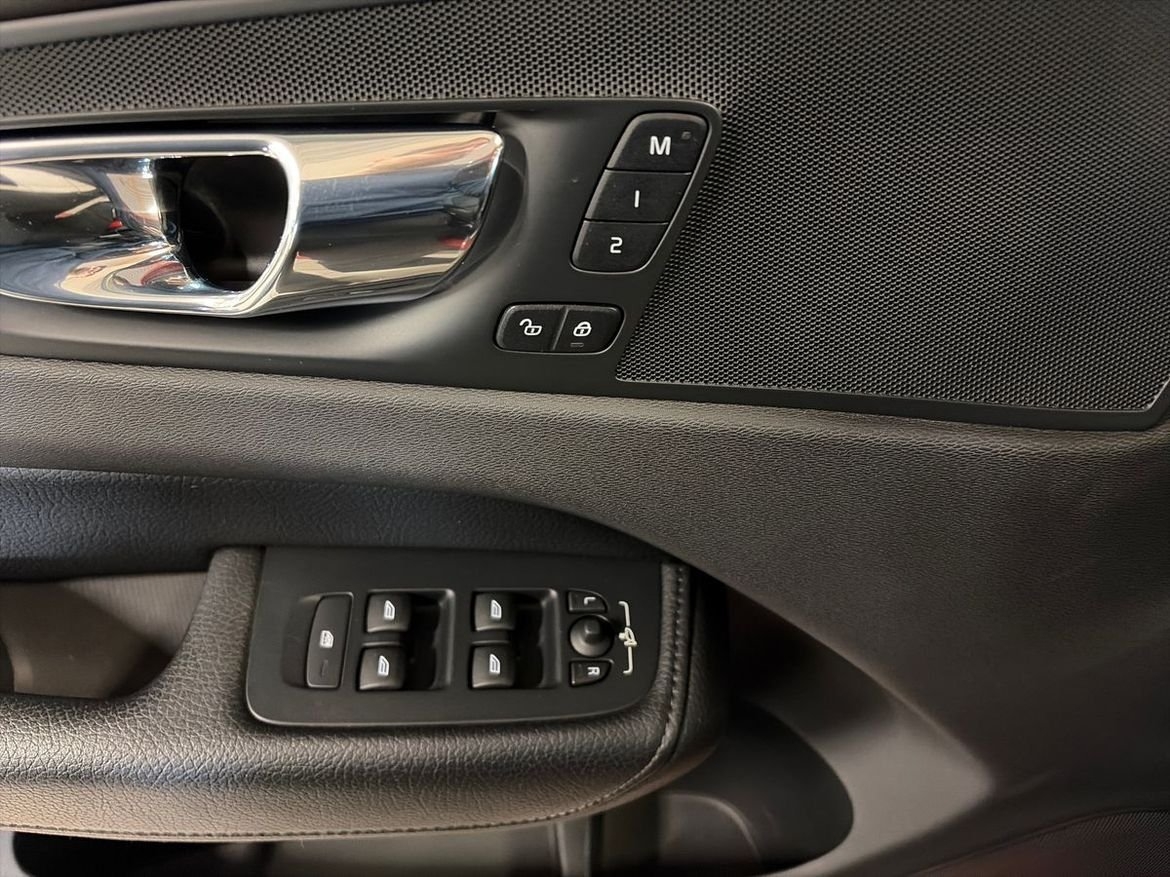 Volvo XC60 2019, bild 4/13