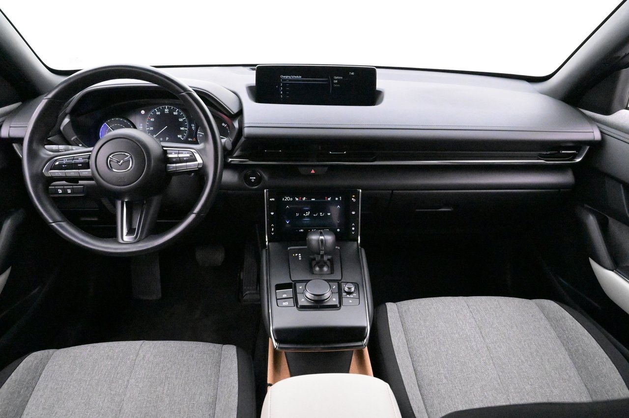 Mazda MX-30 2023, photo 6/10