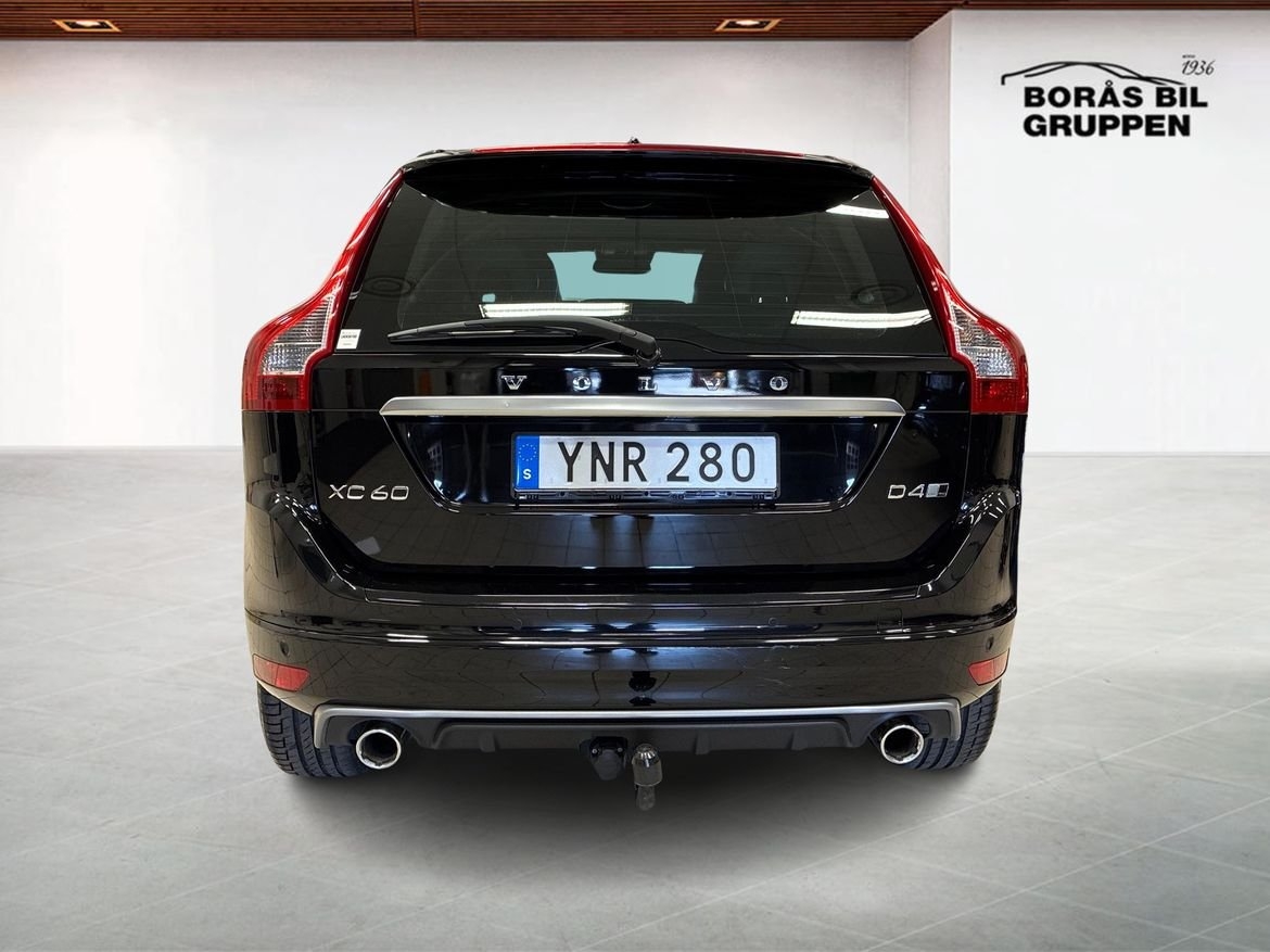 Volvo XC60 D4 AWD Classic R-Design 2017, bild 7/17