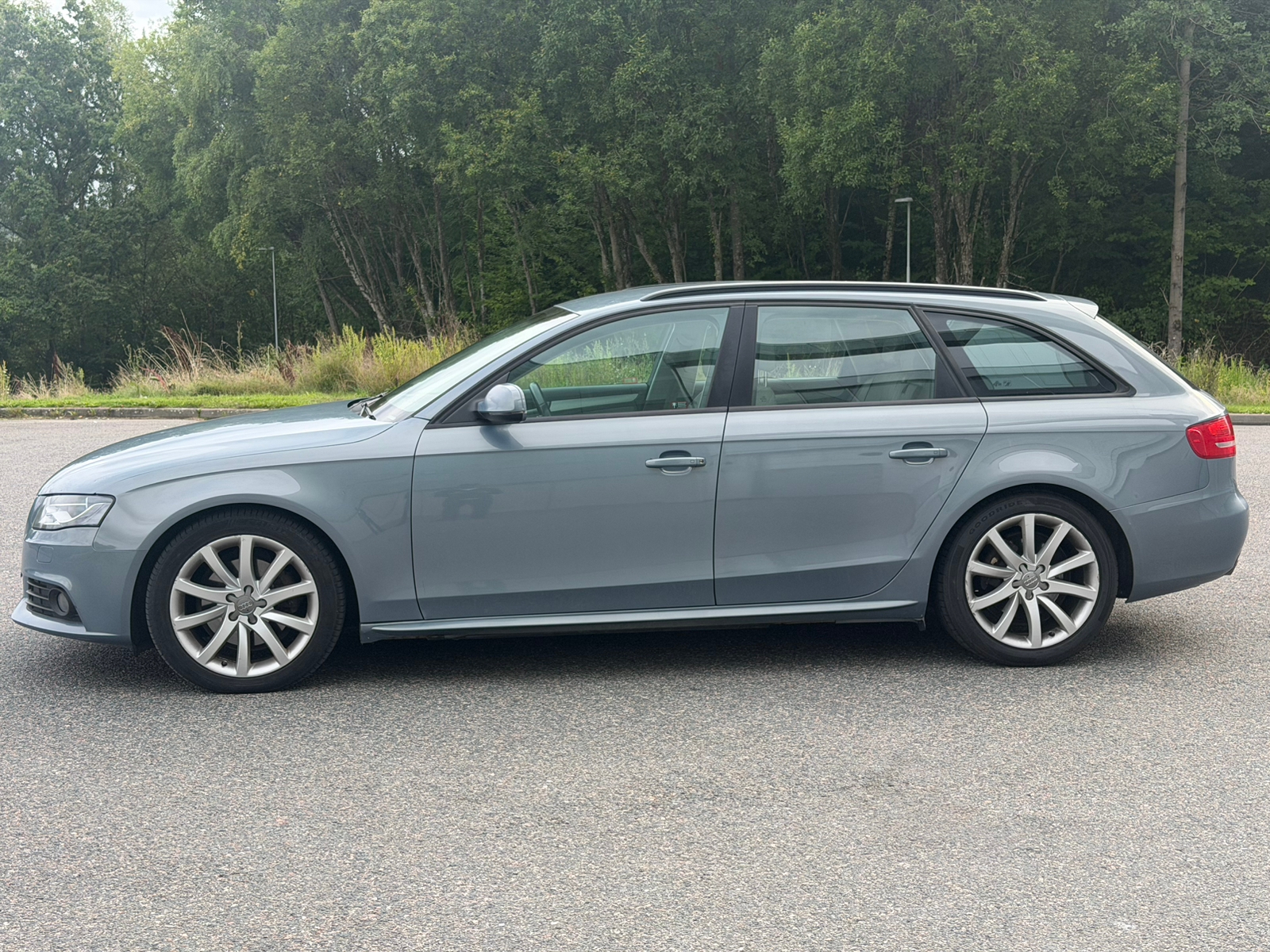 Audi A4 Avant 2.0 TDI DPF Multitronic 2009, bild 5/8