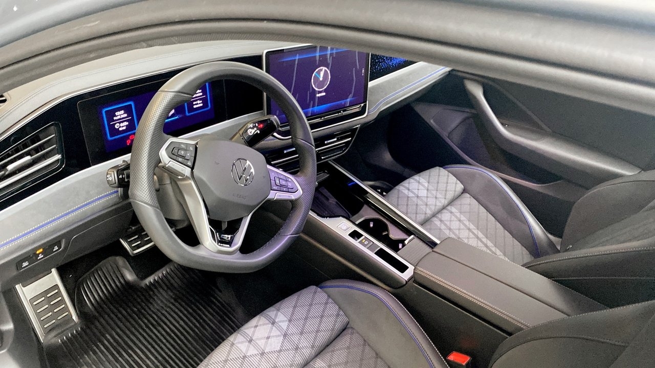 Volkswagen Passat 2025, bild 7/10