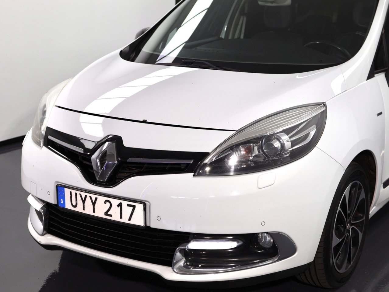 Renault Grand Scenic 1.6 dCi 2015, bild 2/10