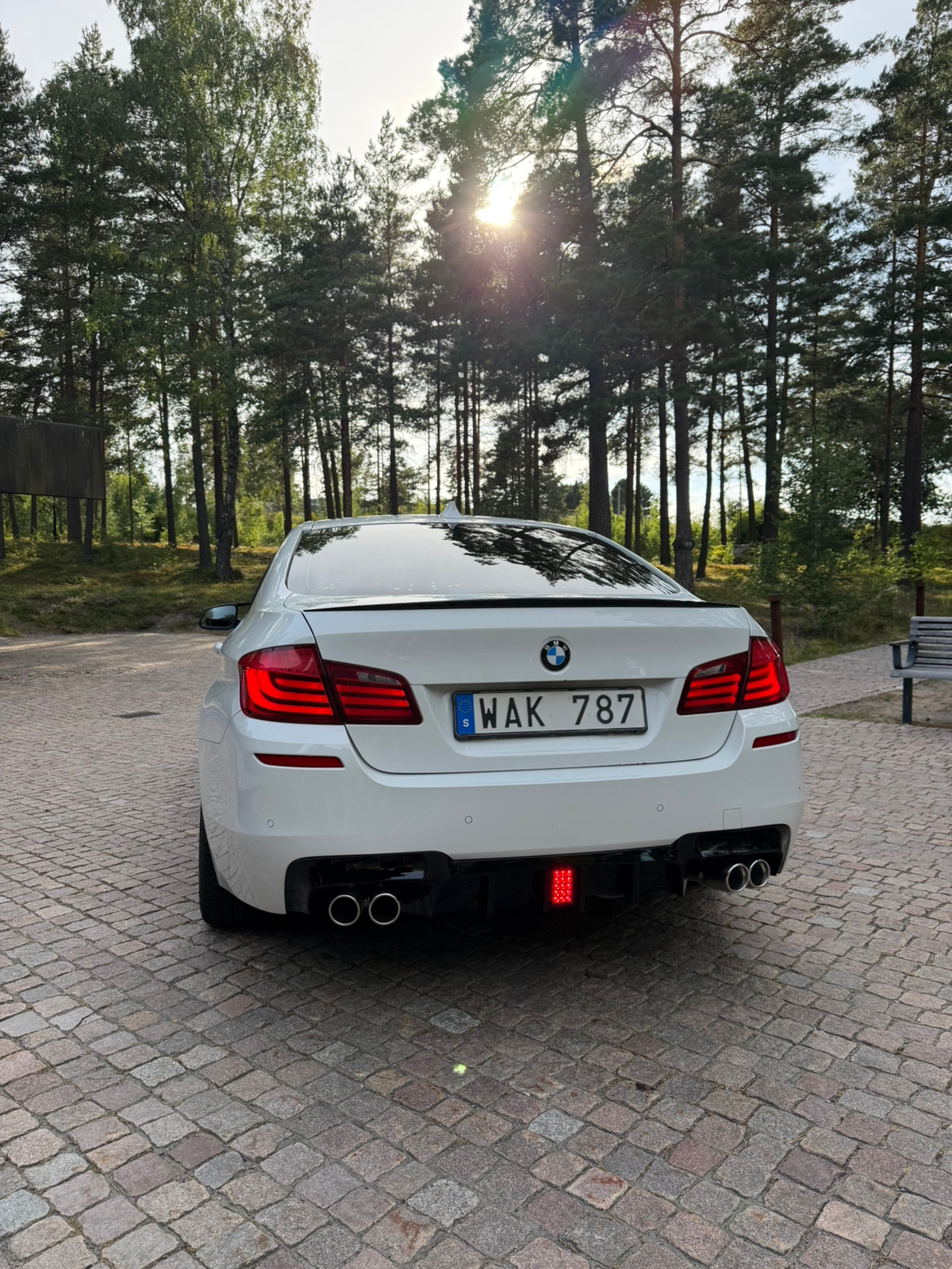 BMW 520 d Sedan Steptronic 2011, bild 2/8