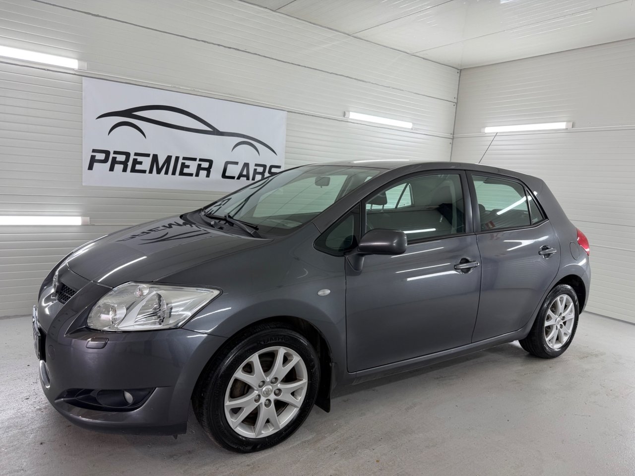 Toyota Auris 2009, kuva 4/10