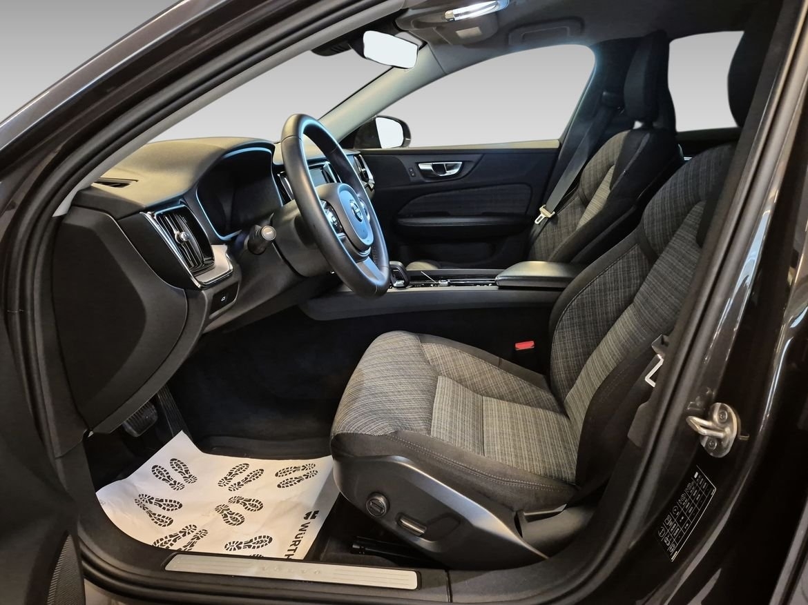Volvo V60 Cross Country 2023, kuva 6/10