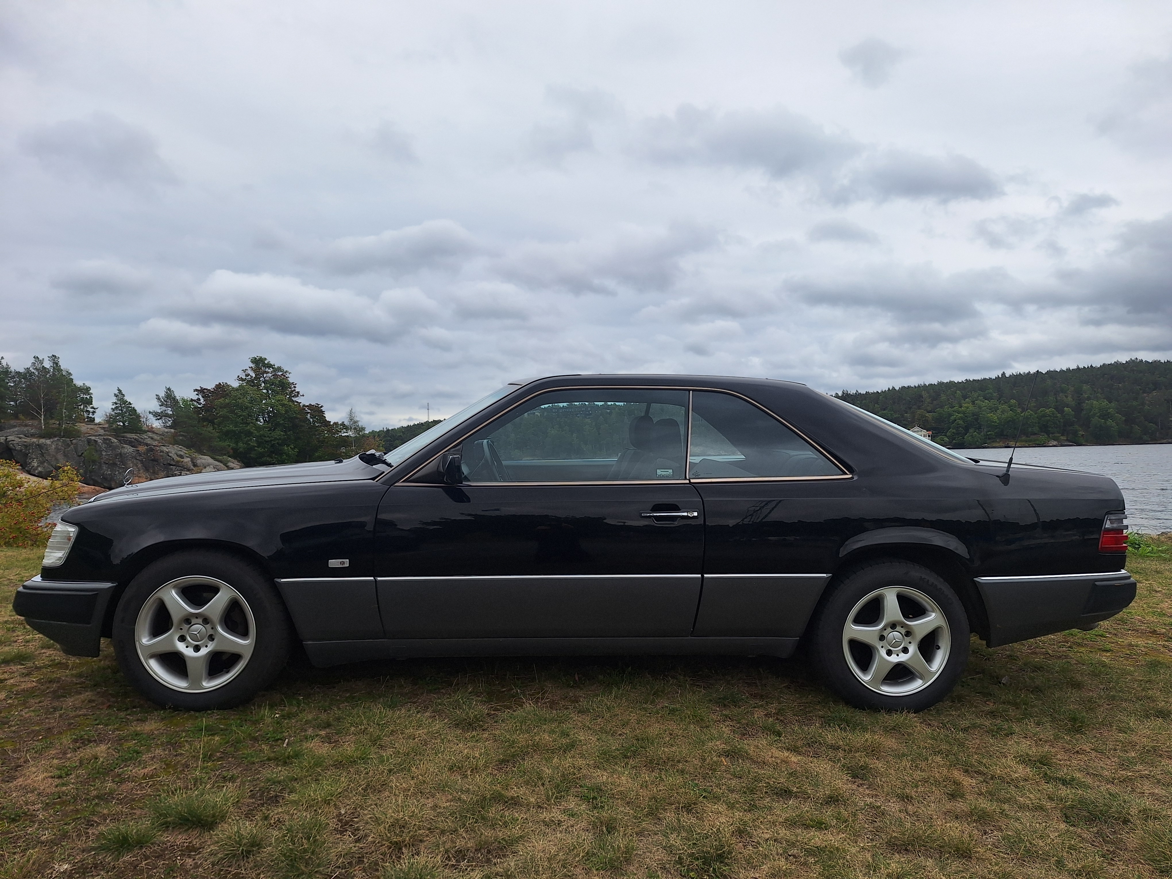 Mercedes-Benz 300 CE Coupé Manuell 1990, kuva 8/8