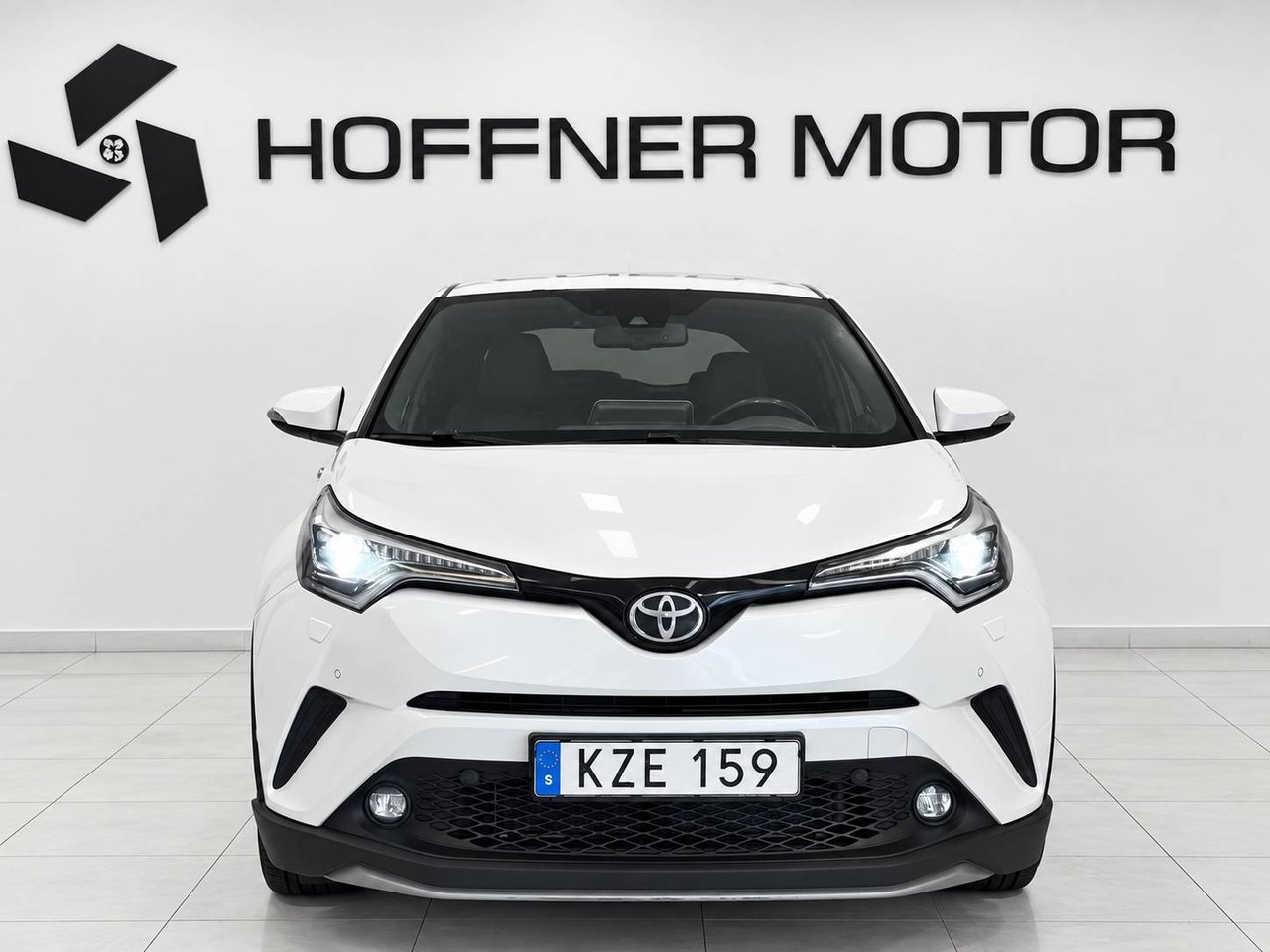 Toyota C-HR 2018, kuva 2/10