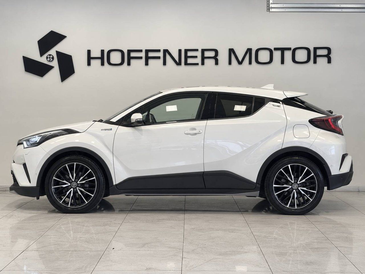 Toyota C-HR 2018, kuva 7/10