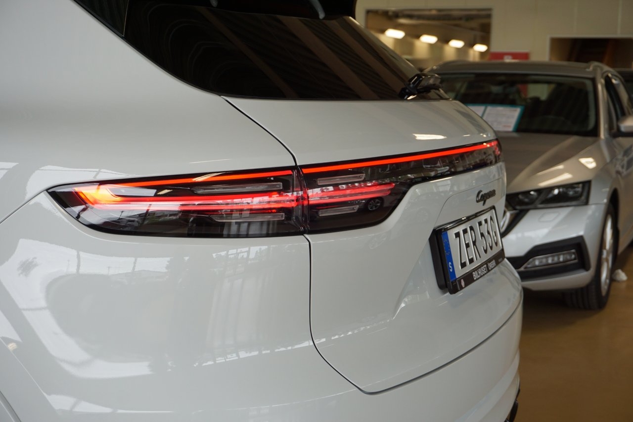 Porsche Cayenne 2023, photo 7/10