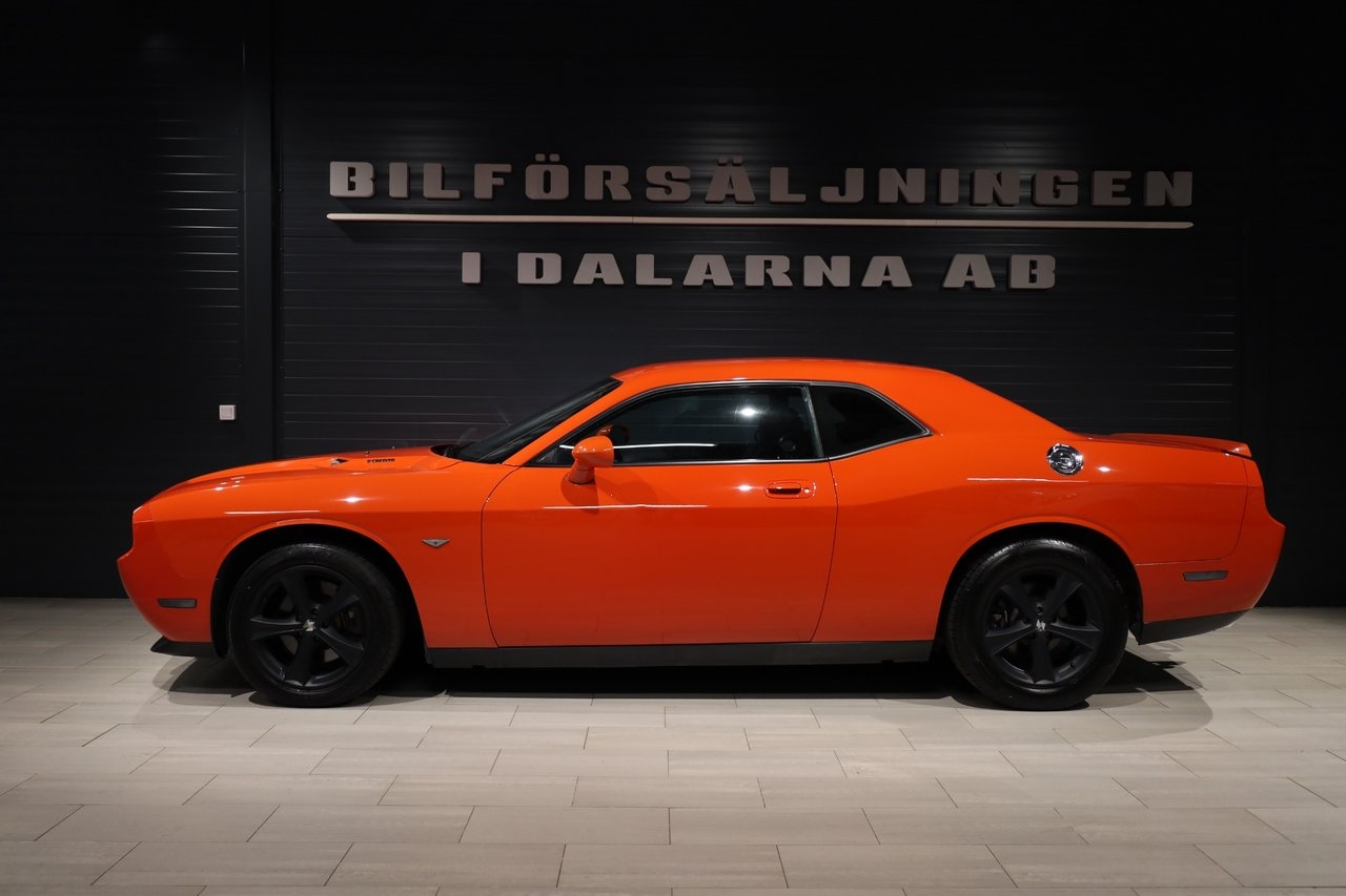 Dodge Challenger 2010, kuva 3/10