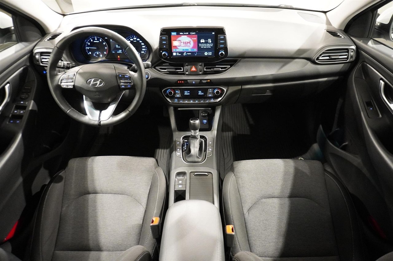 Hyundai i30 2023, bild 4/10