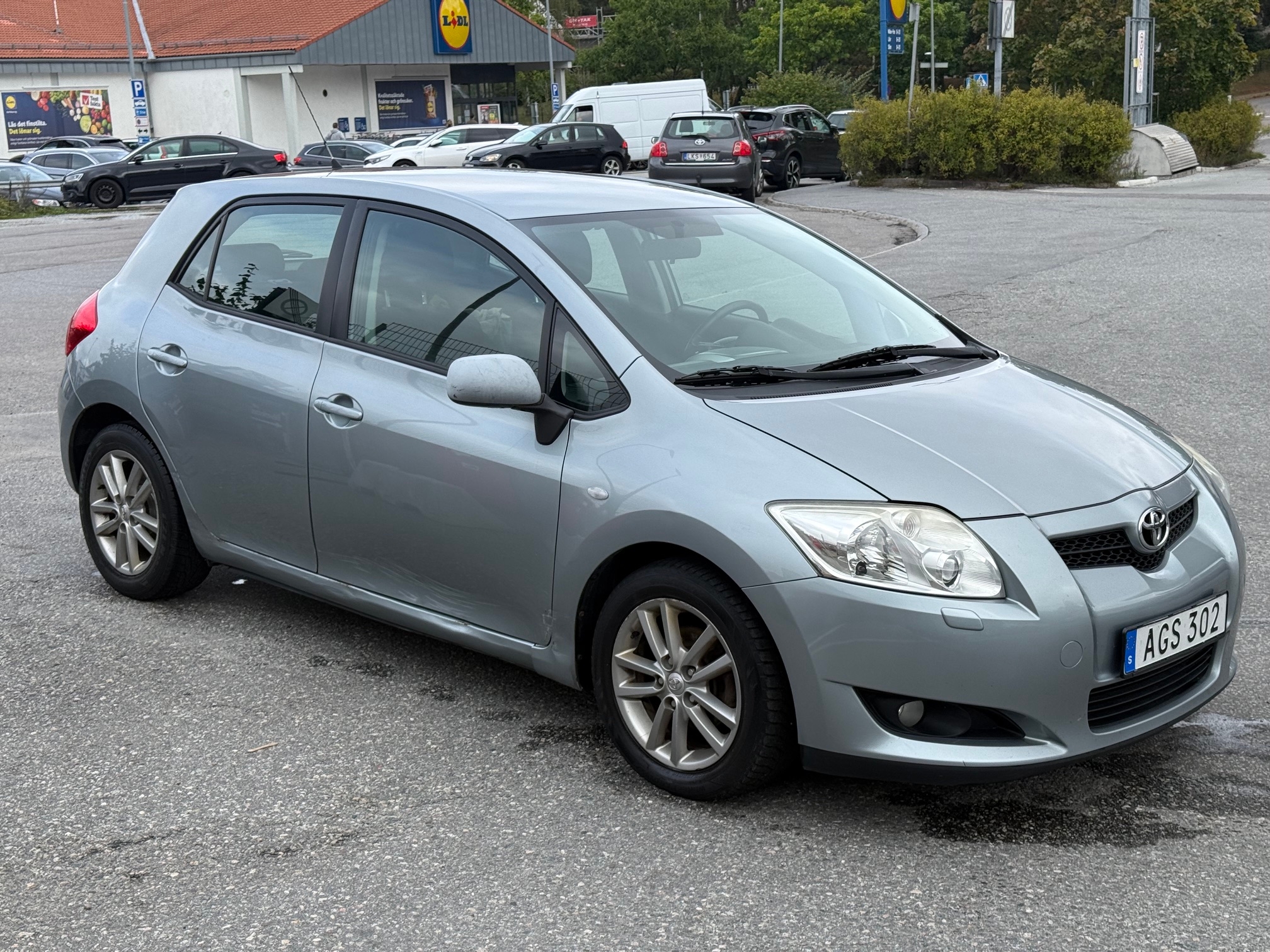 Toyota Auris 2008, bild 4/10