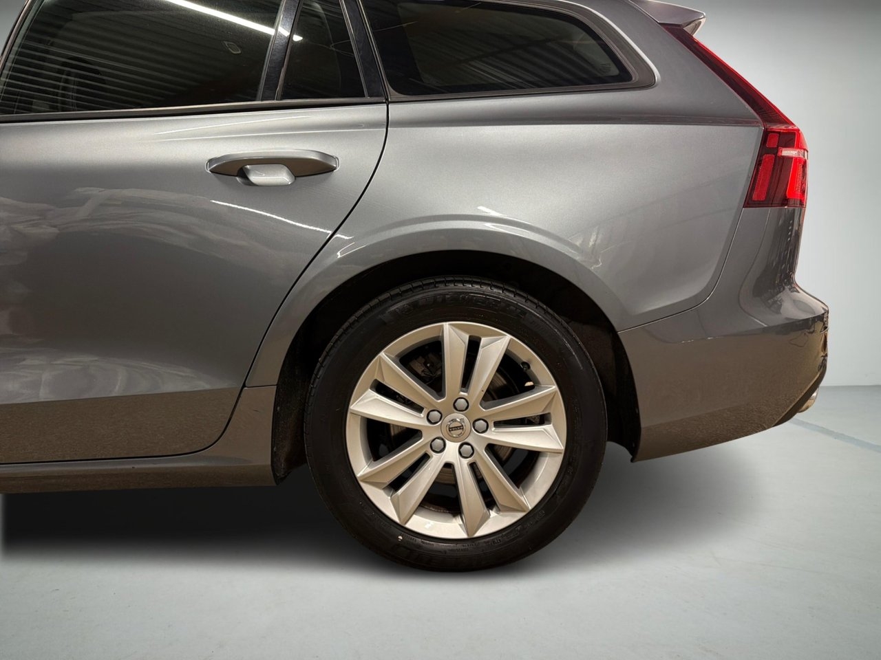 Volvo V60 2020, bild 6/10