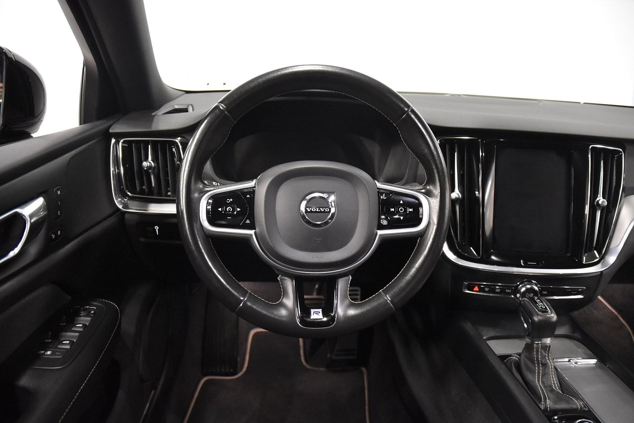 Volvo S60 T5 R-design 2020, bild 2/10