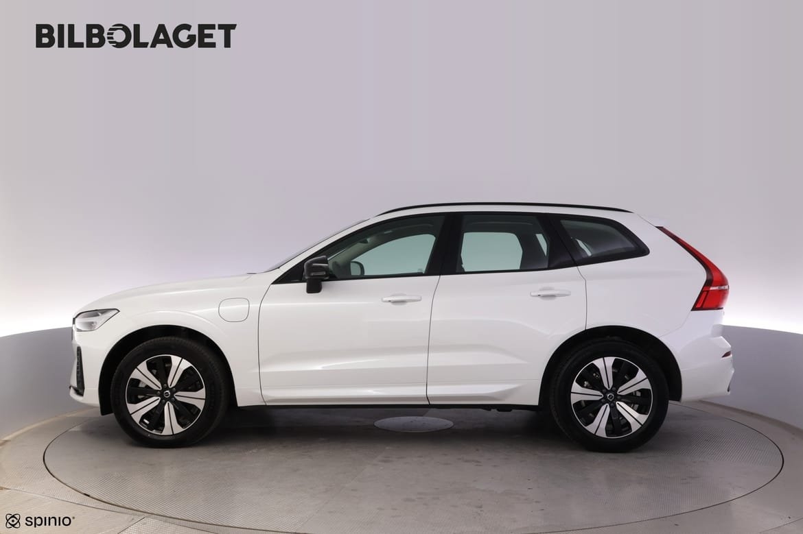 Volvo XC60 T6 Plus Dark Edition 2025, photo 2/10