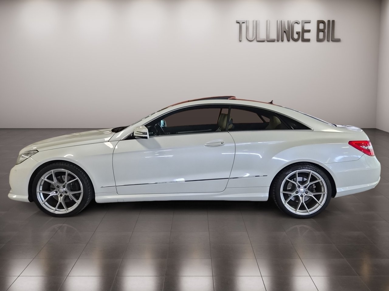 Mercedes-Benz E 2010, bild 2/10