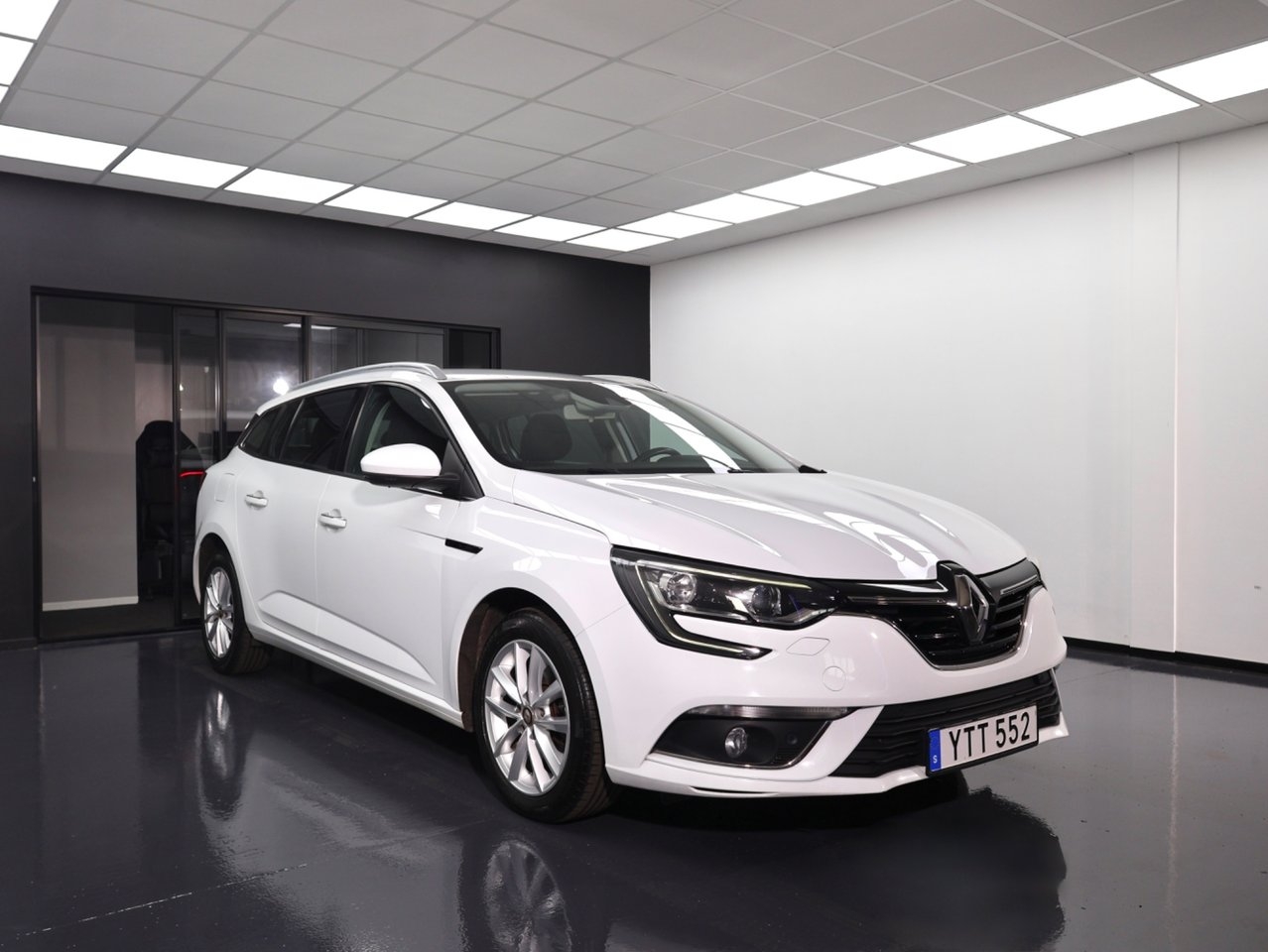Renault Megane 2018, bild 6/10