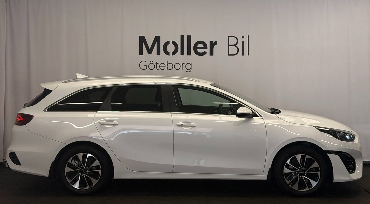 Kia Ceed 2023, photo 2/15
