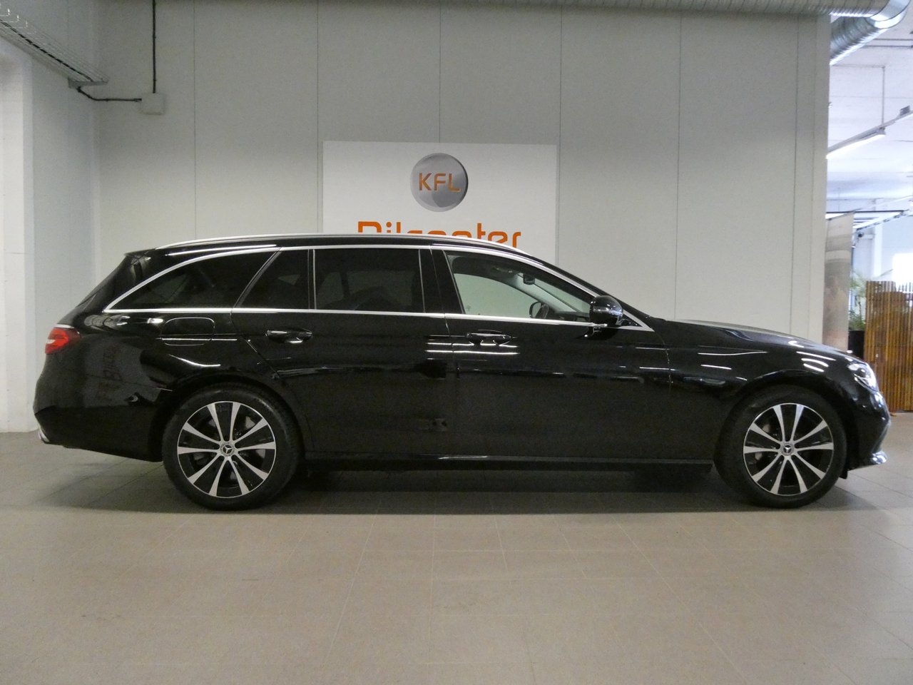 Mercedes-Benz E 300 T de 2021, bild 7/10