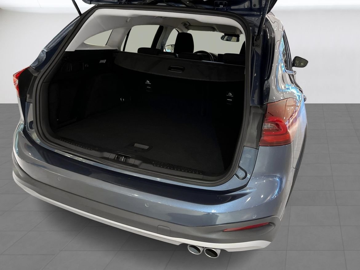 Ford Focus 2024, photo 6/10