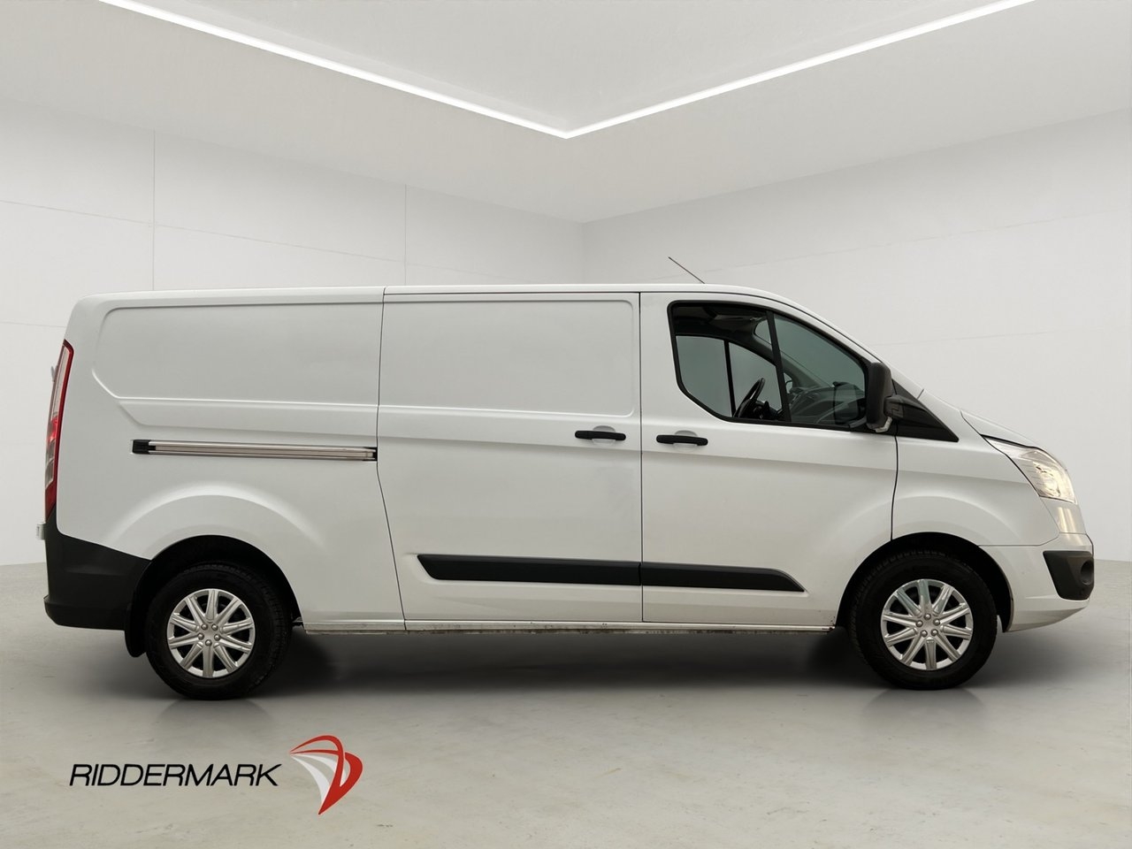 Ford Transit Custom 2017, photo 2/27