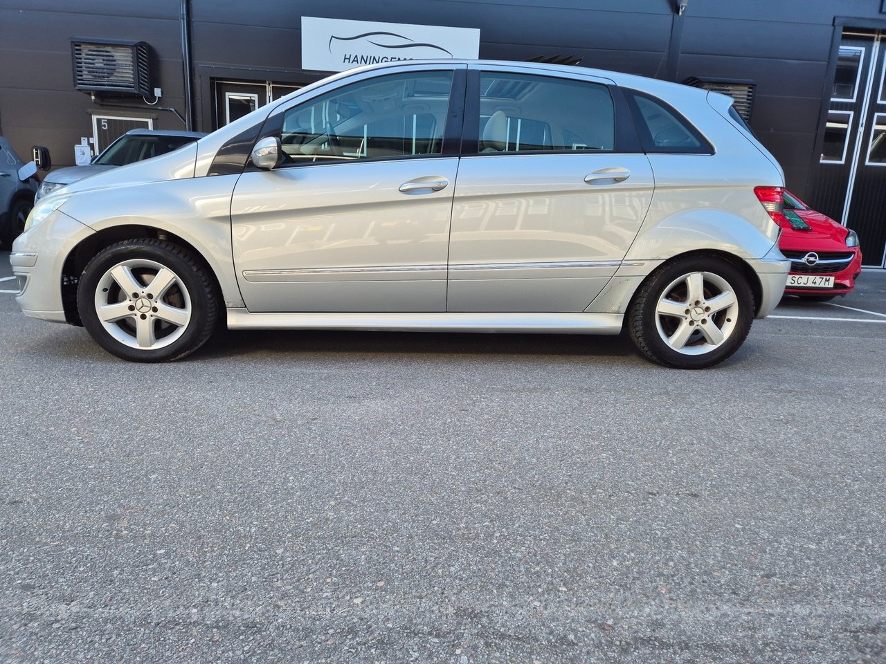 Mercedes-Benz B