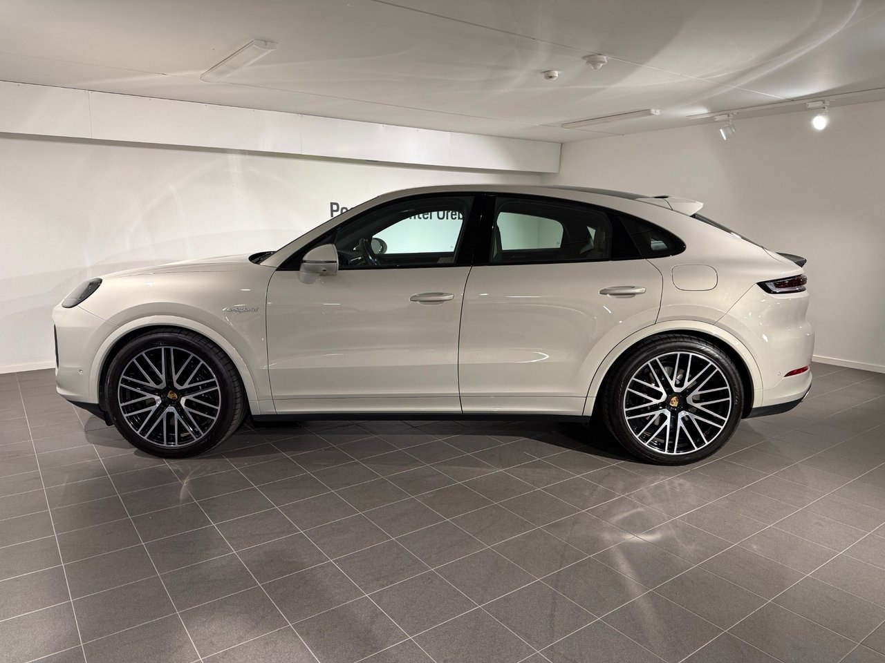 Porsche Cayenne 2024, bild 3/10