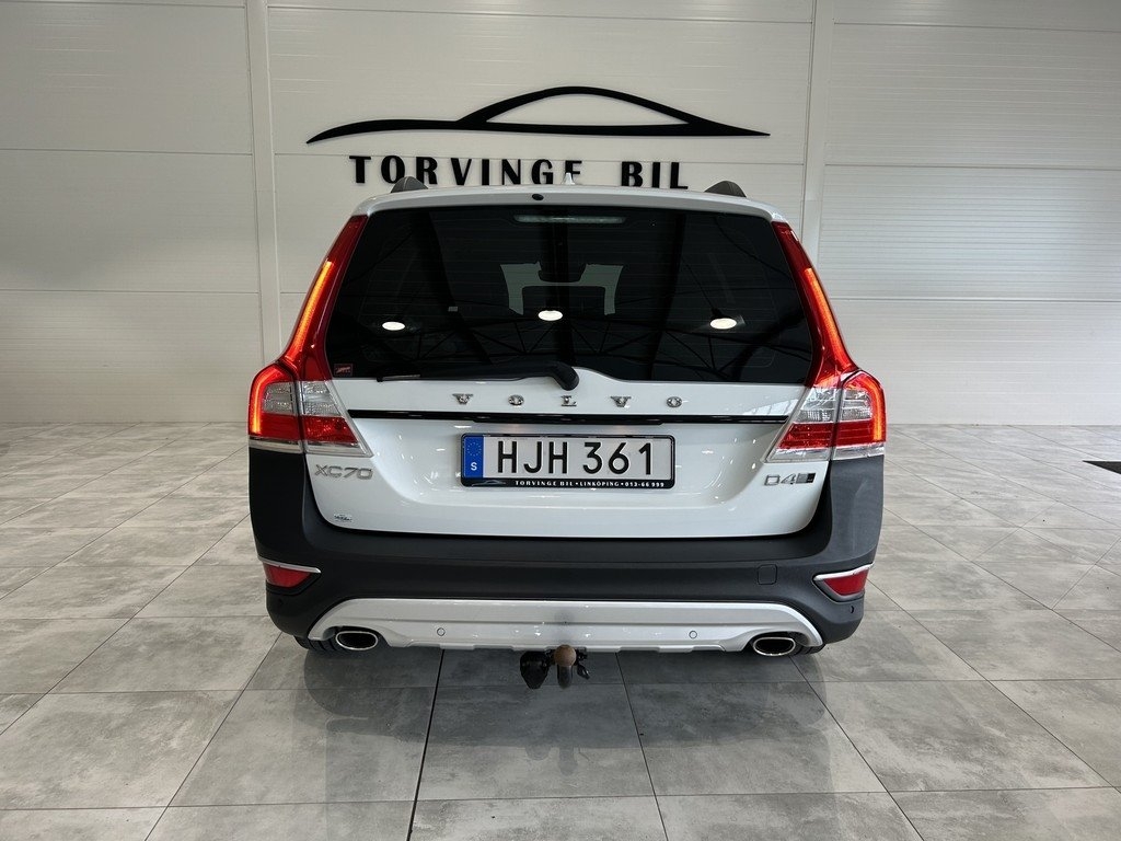 Volvo XC70 D4 AWD Classic 2016, photo 3/18