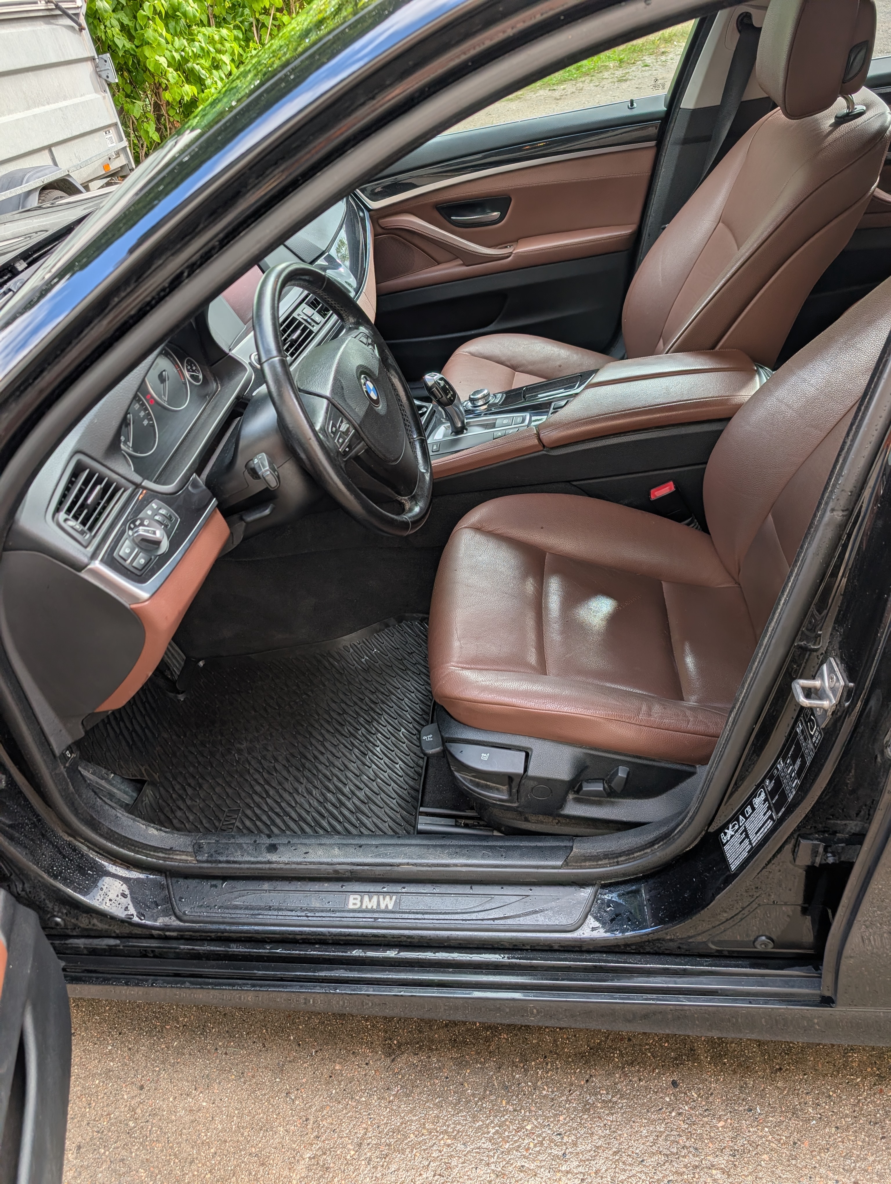 BMW 530 d xDrive Touring Steptronic 2011, photo 5/8