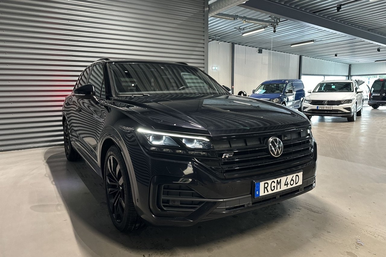 Volkswagen Touareg 3.0 V6 TDI 4M R-Line 2021, bild 3/10